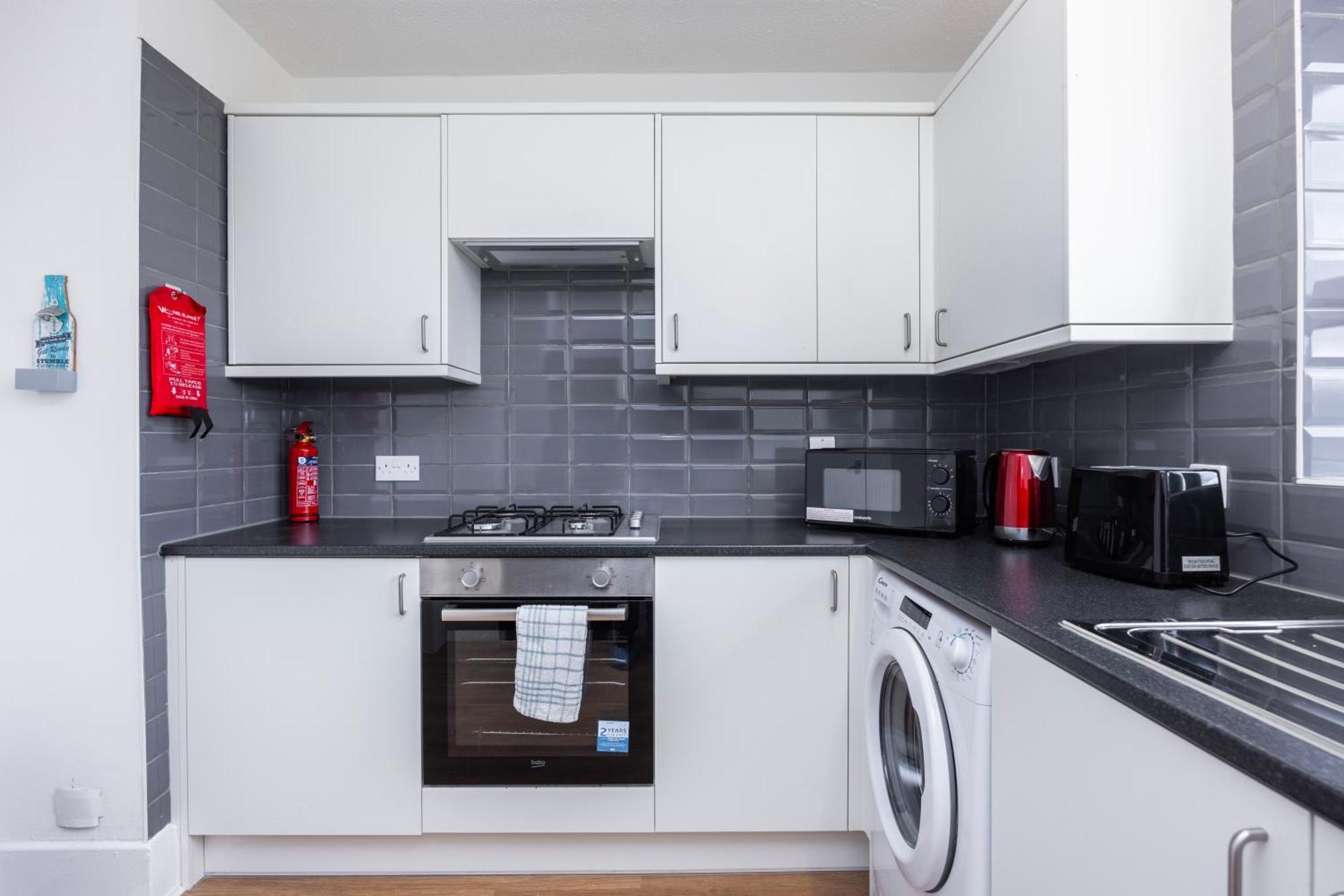 Excel O2 Stunning Large 3 Bedroom Apartment With Balcony Londres Exterior foto