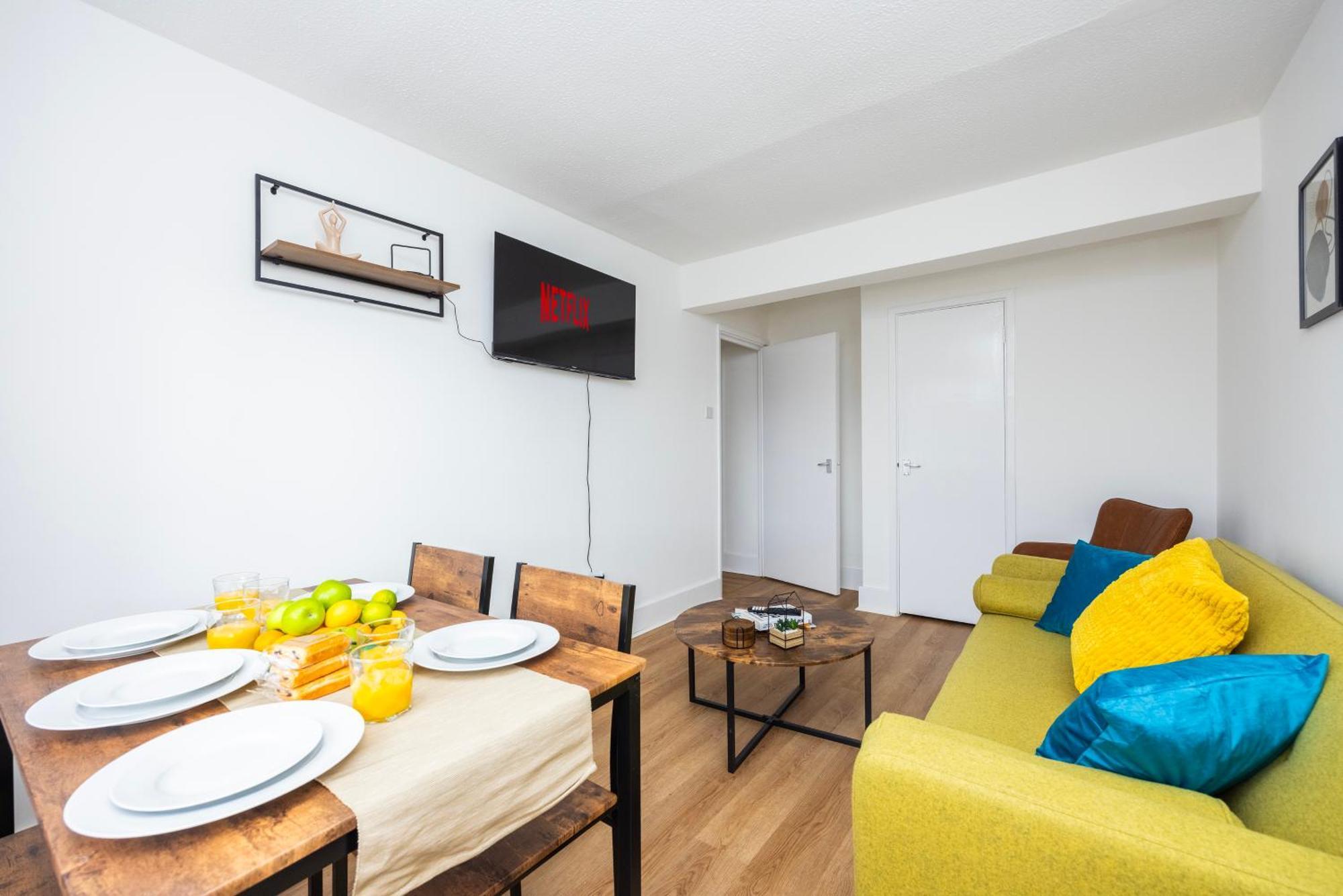 Excel O2 Stunning Large 3 Bedroom Apartment With Balcony Londres Exterior foto