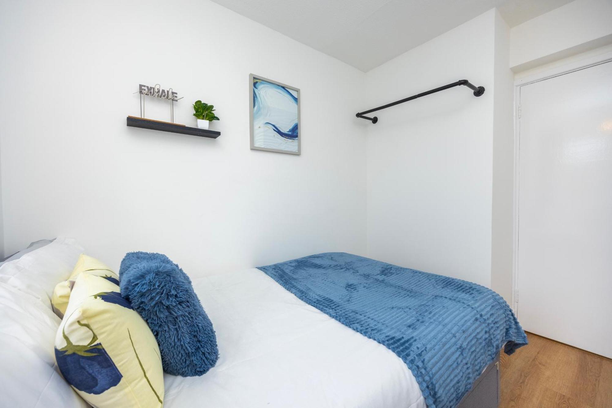 Excel O2 Stunning Large 3 Bedroom Apartment With Balcony Londres Exterior foto